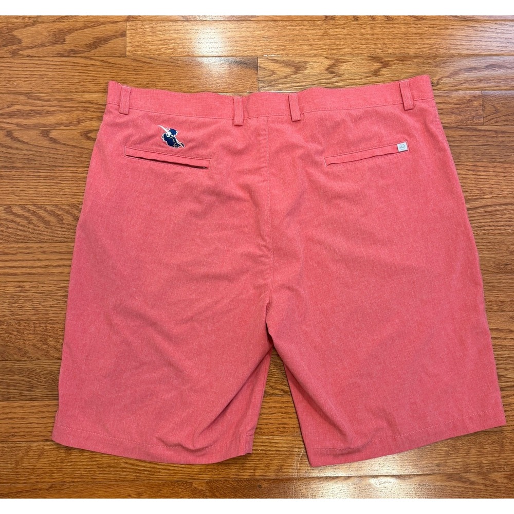 Peter Millar Performance Golf Shorts Mens 40 Salmon Pink PNFT MS22EP01 Logo